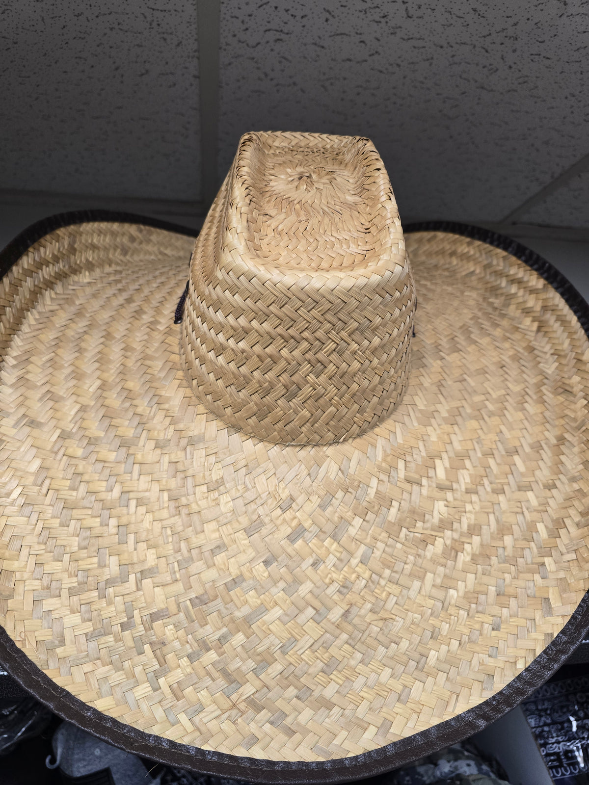 STRAW HATS
